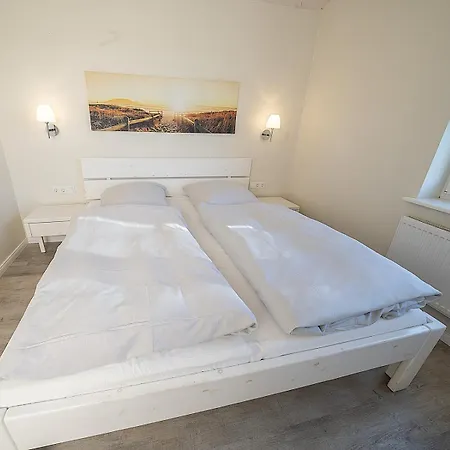 Holiday home Mit Garten Und Sauna In Nahe Nordsee Dagebuell